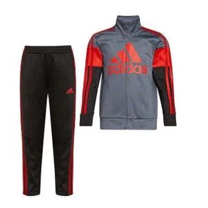 NWT adidas Kids 2 piece Active Set Red And Black           Size size 2T